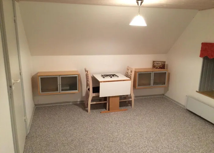 Habitación en casa particular Rummeligt Vaerelse Pa 1 Sal I Rolig I